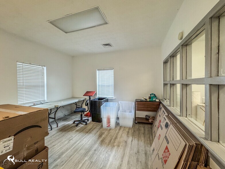 More Photos Of 196 Weatherly Dr, Fayetteville General Retail For Lease