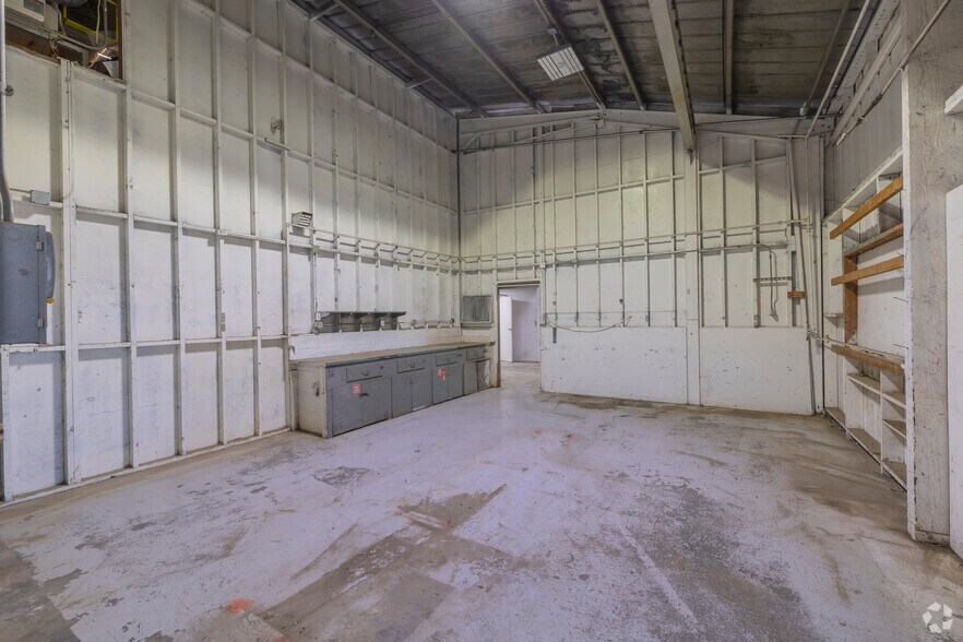 More Photos Of 2301 Napa Vallejo Hwy, Napa Land For Lease