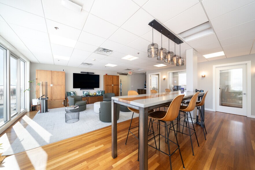 More Photos Of 80 River St, Hoboken Office For Lease