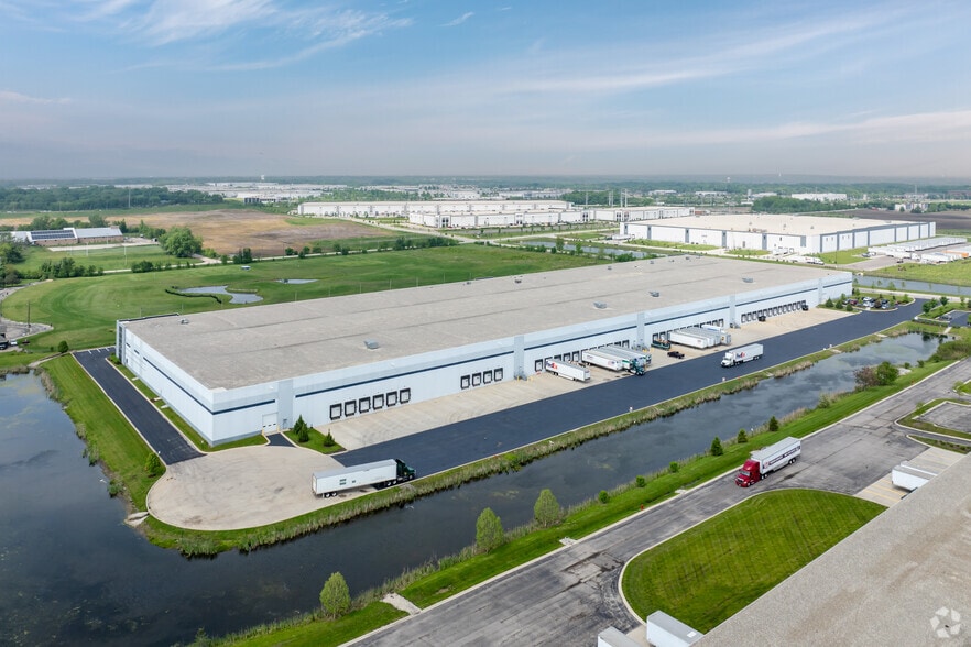 More Photos Of 2801 Alft Ln, Elgin Manufacturing For Lease