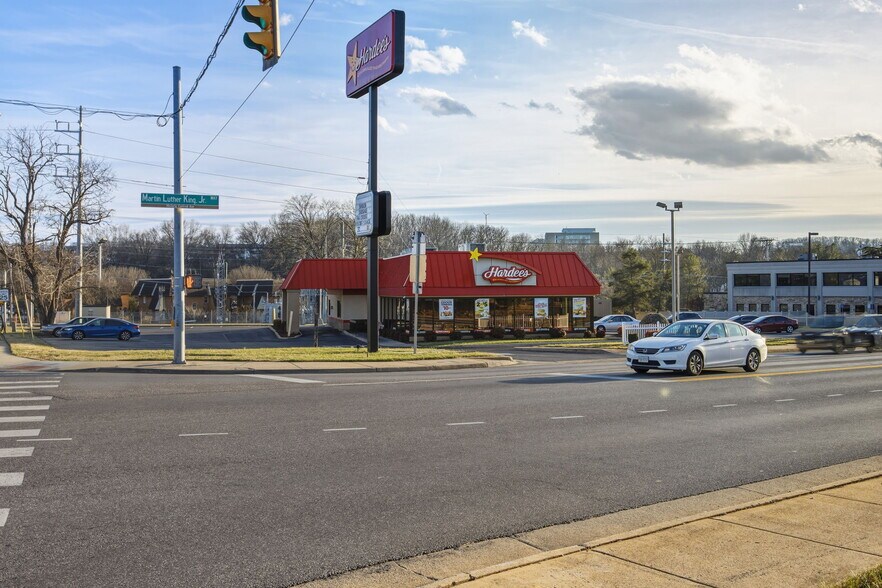More Photos Of 785 Martin Luther King Jr Way, Harrisonburg Fast Food For Lease