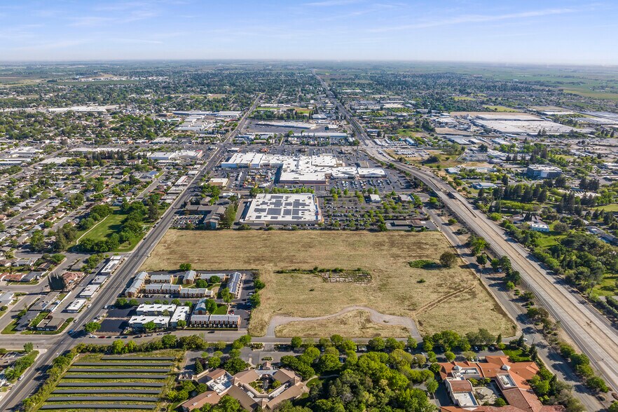 More Photos Of 1411 E Onstott Rd, Yuba City Land For Sale