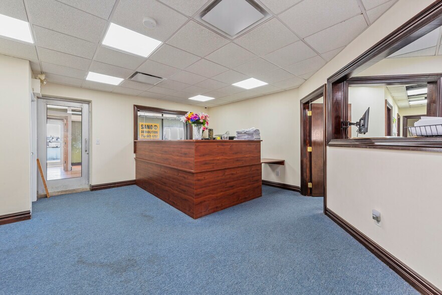 More Photos Of 14-07 113th St, College Point Flex For Sale