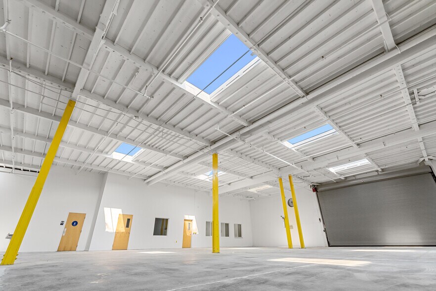 More Photos Of 161 Starlite St, South San Francisco Warehouse For Sale