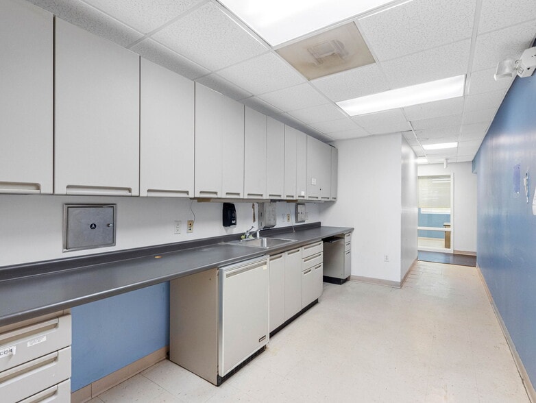 More Photos Of , Tampa Office For Sale