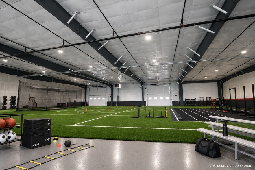 More Photos Of 250 Delaware St, Norwalk Light Manufacturing For Lease