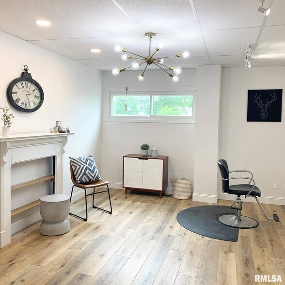 More Photos Of 987 Clock Tower Dr, Springfield Apartments For Sale