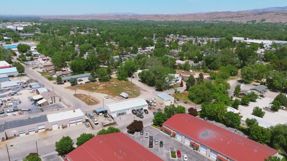 Primary Photo Of 200 E 46th Pl, Garden City Land For Sale