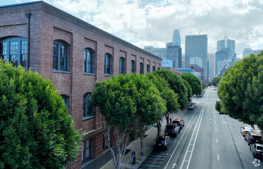 More Photos Of 1050 Battery St, San Francisco Office For Lease