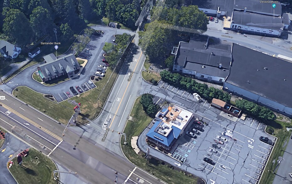 More Photos Of 100 Gibraltar Rd, Reading Distribution For Lease