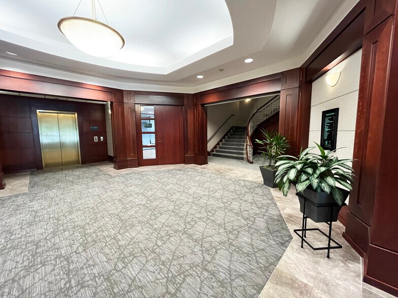 More Photos Of 1400 Crescent Green, Cary Office For Lease