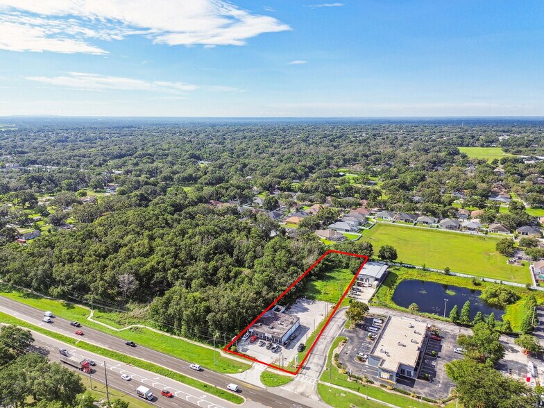 More Photos Of 2617 E Brandon Blvd, Valrico Storefront For Sale