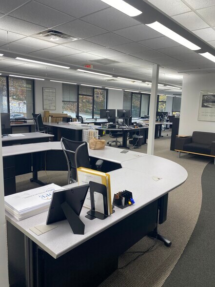 More Photos Of 2255 Cumberland Pky SE, Atlanta Office For Sale