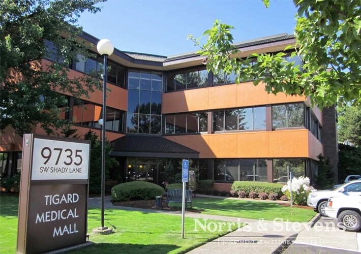 More Photos Of 9735 SW Shady Ln, Tigard Medical For Lease