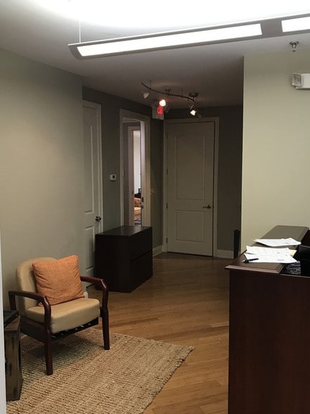 More Photos Of 9030 S Corporate Edge Dr, Germantown Office For Sale