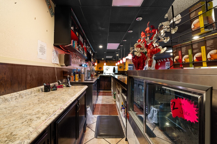 More Photos Of 44844 Elm Ave, Lancaster Freestanding For Sale