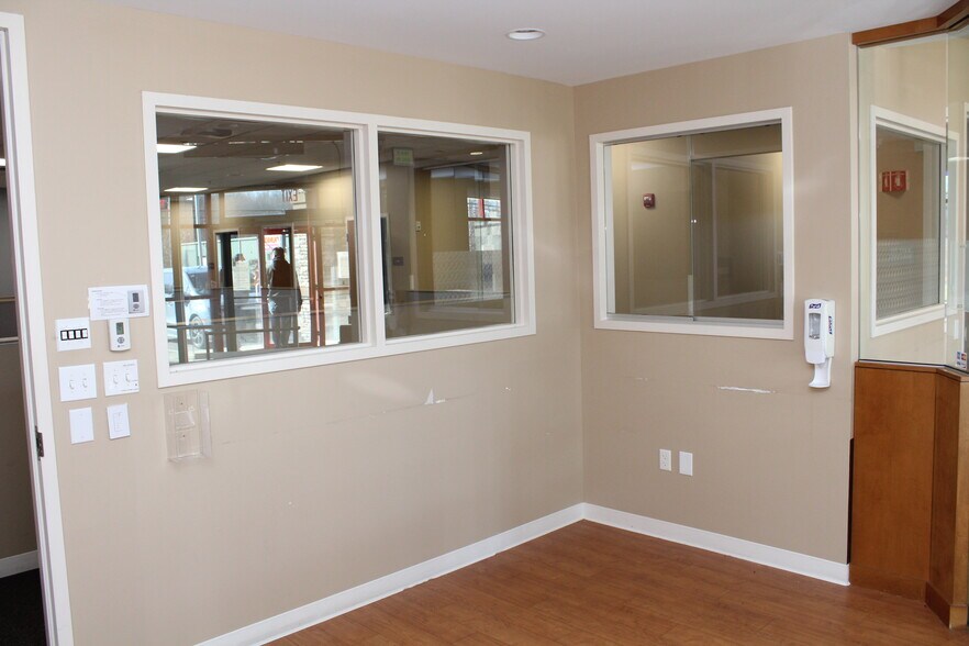 More Photos Of 340 E Main St, Milford Restaurant For Lease