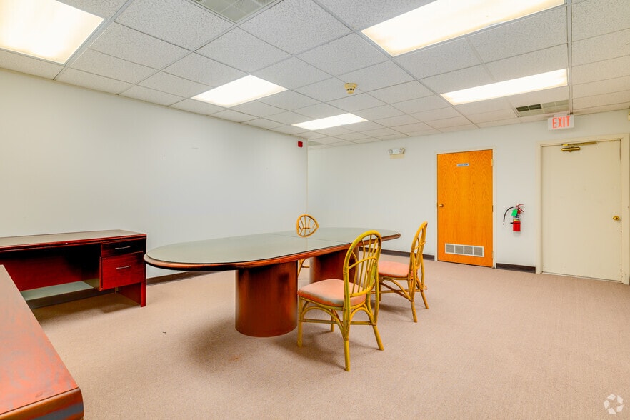 More Photos Of 100-1000 Birchfield Dr, Mount, Mount Laurel Unknown For Lease