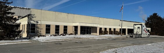 More Photos Of 3095 Corporate Dr, Dekalb Distribution For Lease