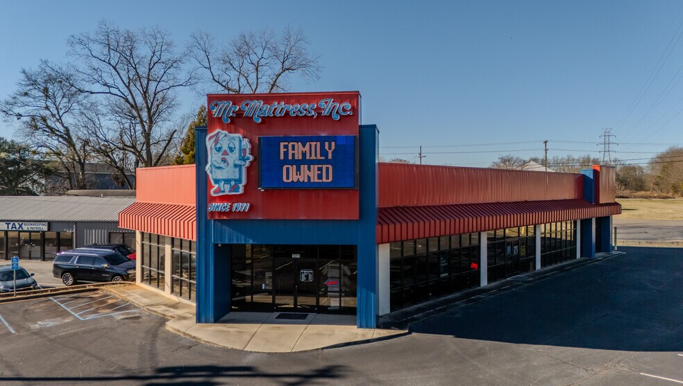 More Photos Of 1088 S Pendleton St, Easley Freestanding For Lease