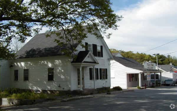 More Photos Of 461-465 Washington St, Holliston Storefront Retail Residential For Sale