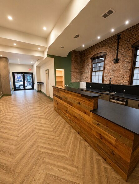 More Photos Of 319 Wythe Ave, Brooklyn General Retail For Lease