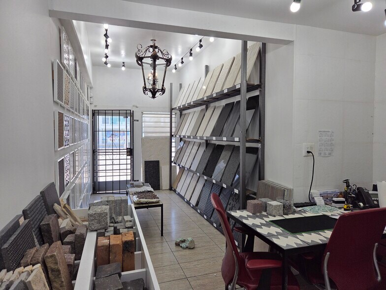 More Photos Of 8325 Beverly Blvd, Los Angeles General Retail For Lease