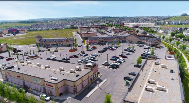 More Photos Of 200 Southridge Rd, Okotoks Storefront For Lease