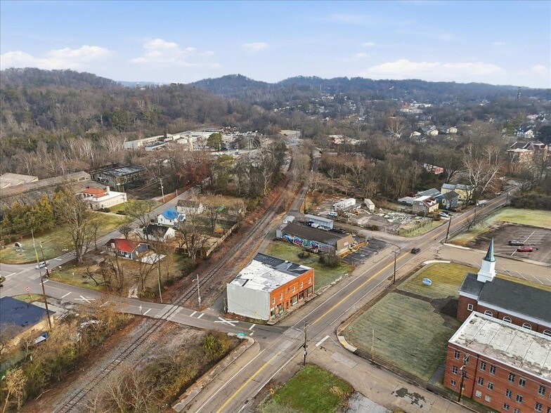 More Photos Of 315 Ogle Ave, Knoxville General Retail For Sale