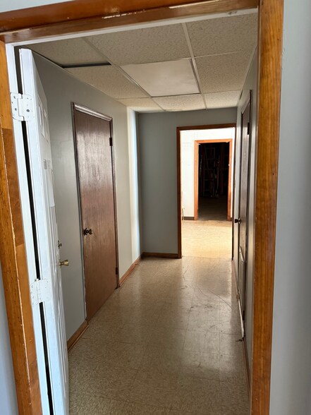 More Photos Of 221 Shady Grove Rd, Nashville Service For Sale