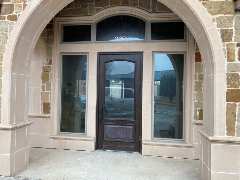 More Photos Of 115 S Birmingham St, Wylie Medical For Lease