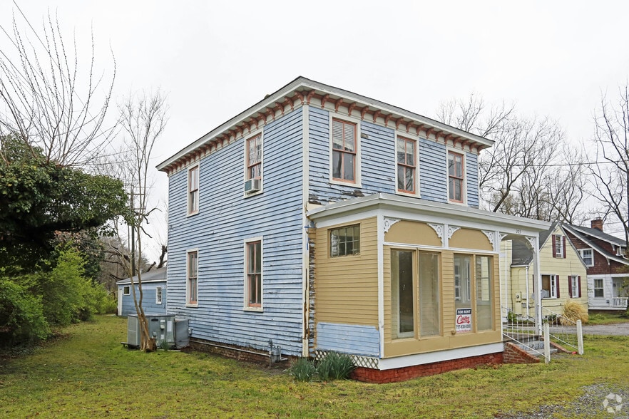 More Photos Of 203 Harpersville Rd, Newport News Office Residential For Lease