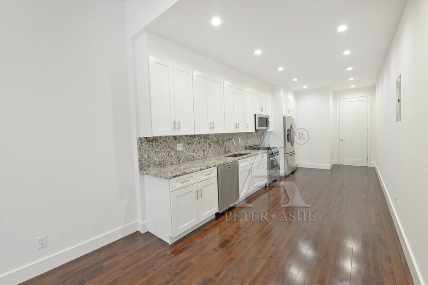 More Photos Of 53 E 64th St, New York Apartments For Sale