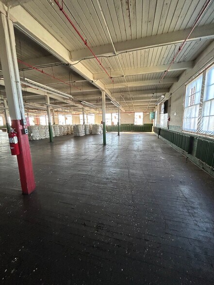 More Photos Of 750 S Main St, Piqua Manufacturing For Sale