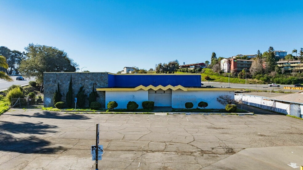 More Photos Of 711 Admiral Callaghan Ln, Vallejo Storefront For Sale