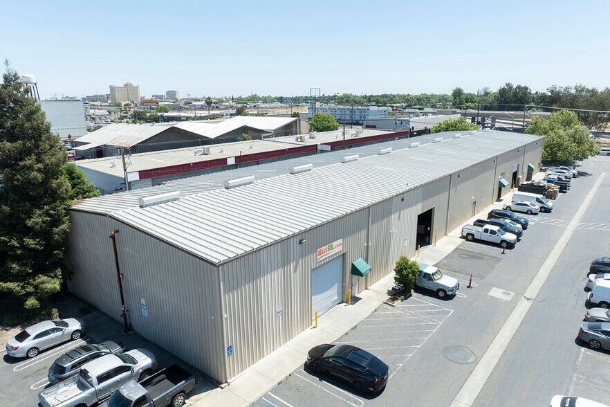 More Photos Of 615-621 Kansas Ave, Modesto Light Distribution For Sale