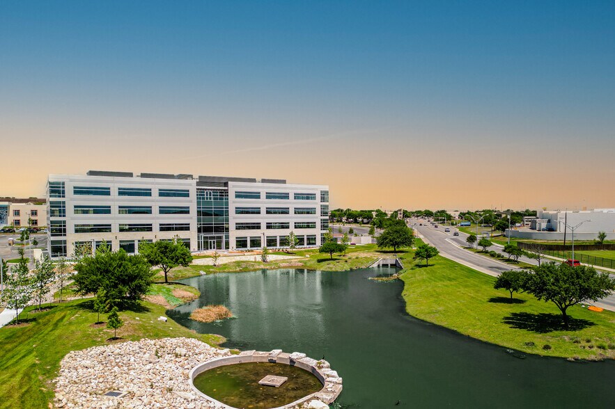 More Photos Of Waters Edge, San Antonio Unknown For Lease