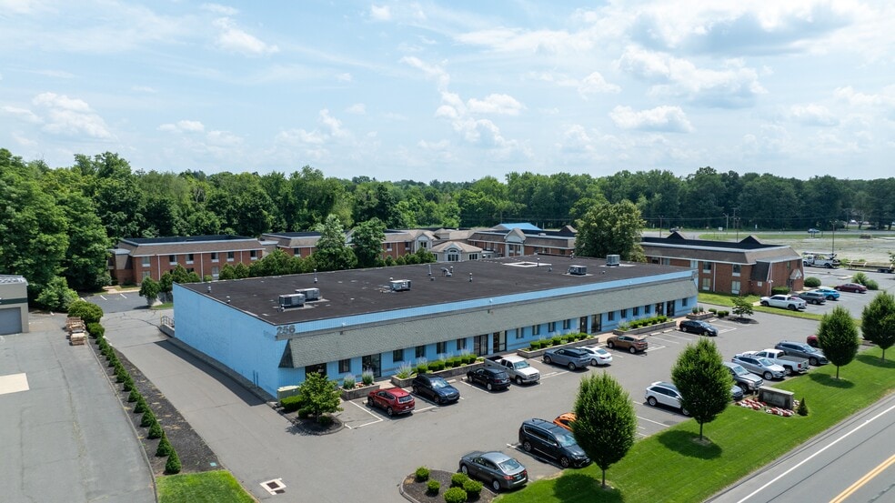 More Photos Of 256 Main St, East Windsor Research And Development For Sale