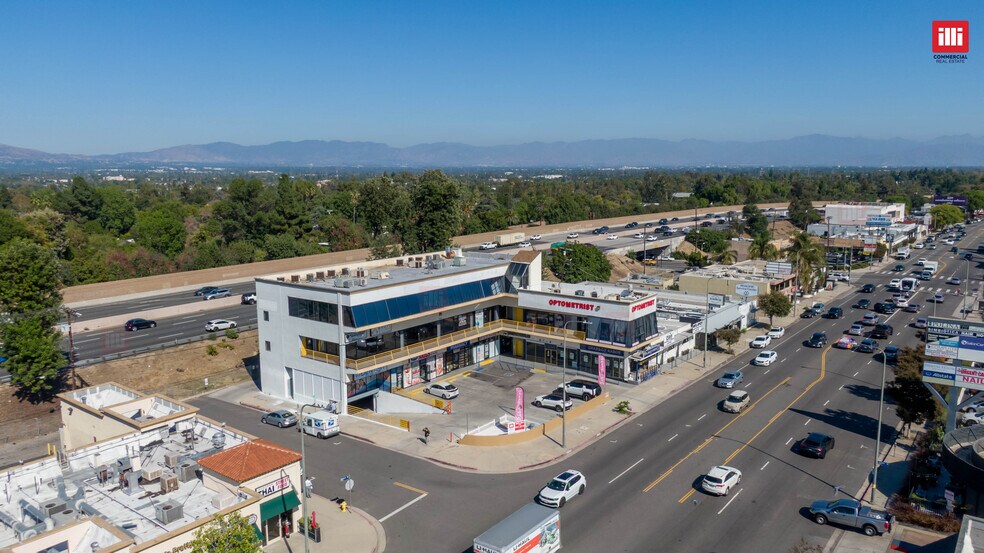 More Photos Of 19709 Ventura Blvd, Woodland Hills Office For Sale