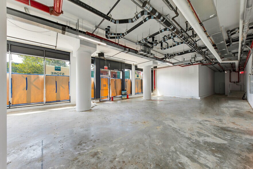 More Photos Of 737 4th Ave, Brooklyn Apartments For Lease
