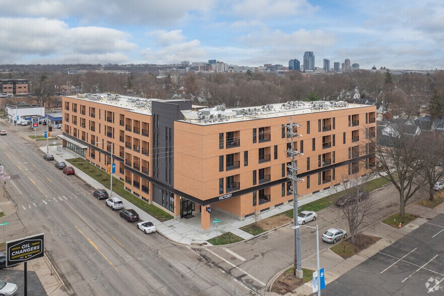 More Photos Of 900 Leonard St NW, Grand Rapids Apartments For Lease