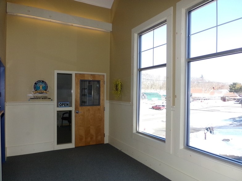 More Photos Of 171 Daniel Webster Hwy, Belmont Storefront Retail Office For Lease