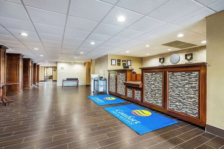 More Photos Of 730 E Xenia Dr, Fairborn Hotel For Sale