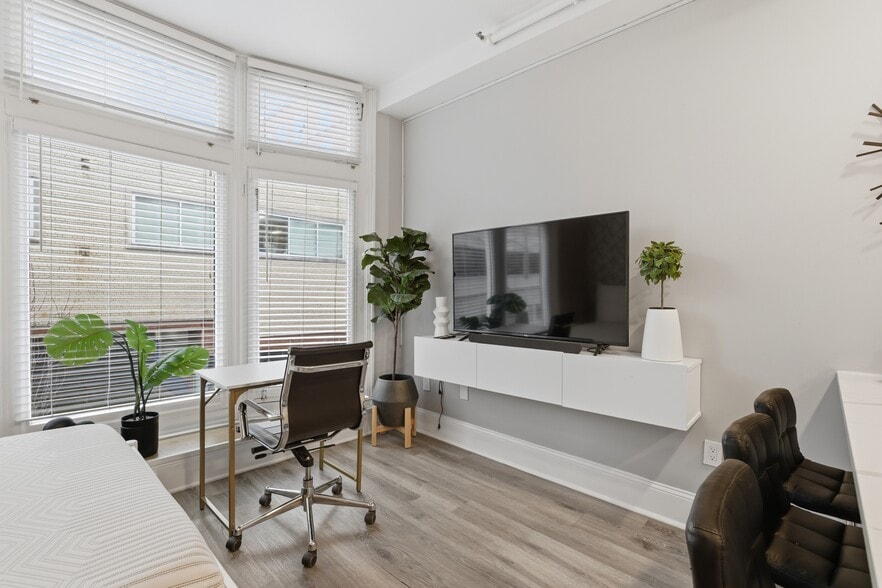 More Photos Of 99-101 Orange St, New Haven Storefront Retail Residential For Sale