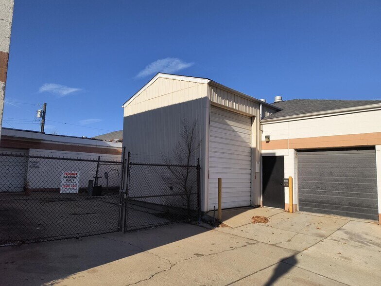 More Photos Of 5908 Columbia Ave, Hammond Office For Lease