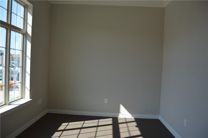 More Photos Of 8668 John Hickman Pky, Frisco Medical For Lease