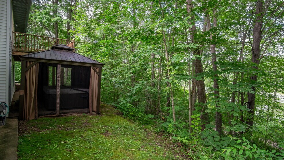 More Photos Of N1107 Roses Resort Rd, Weyerhaeuser Trailer Camper Park For Sale