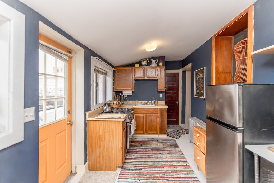 More Photos Of 21 N 2nd St, Easton Storefront Retail Residential For Sale