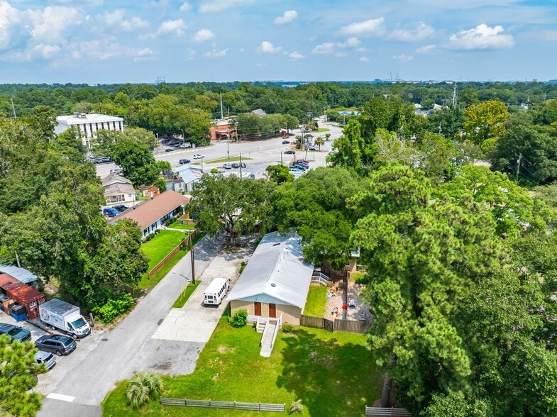 More Photos Of 1215 Hobart Ave, Charleston Office For Sale