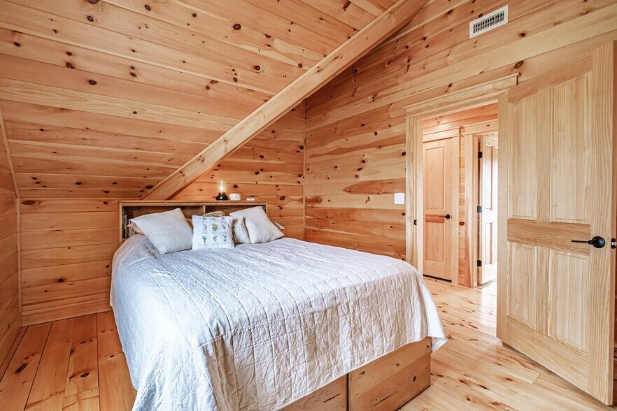 More Photos Of 232 Mountain Rd, West Bath Specialty For Sale